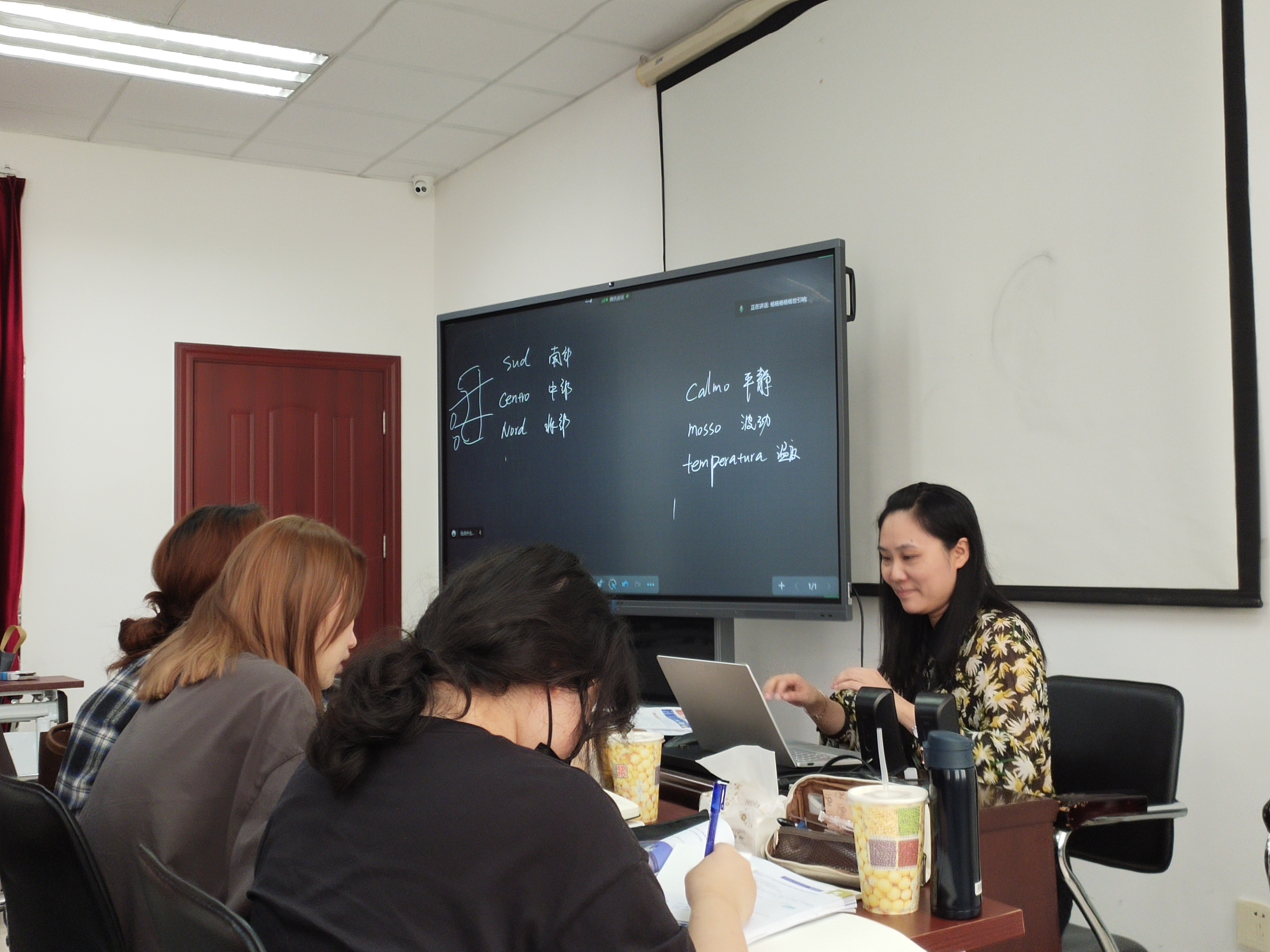 低龄留学热，一切要趁早？